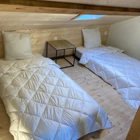 Holiday home Maison Canelle Le Clos Des Ours Matemale