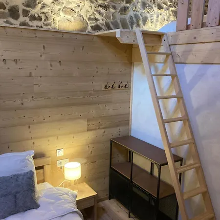 Holiday home Maison Canelle Le Clos Des Ours Matemale