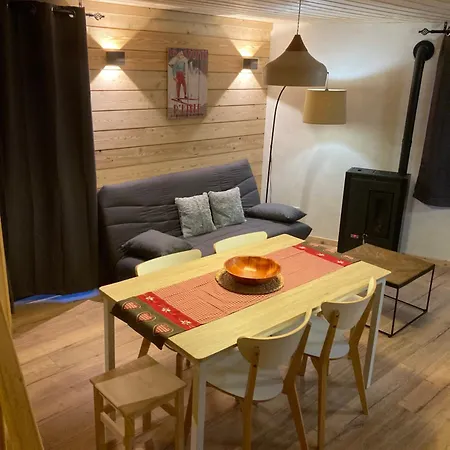 Holiday home Maison Canelle Le Clos Des Ours Matemale