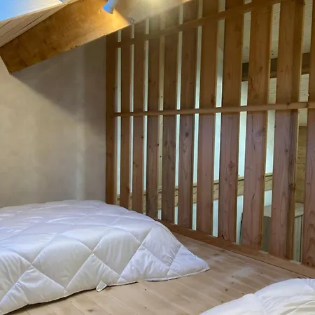 Maison Canelle Le Clos Des Ours Holiday home Matemale
